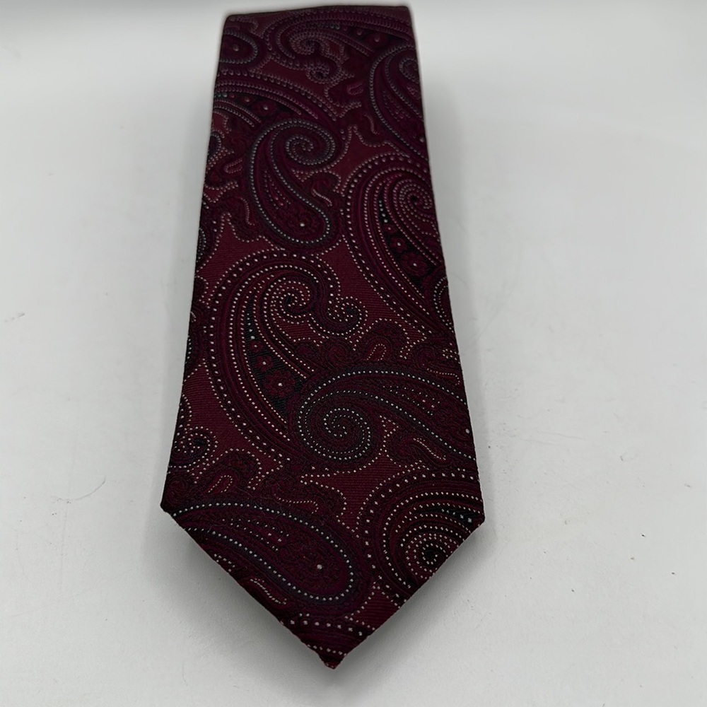 Joseph Abboud burgundy paisley tie
